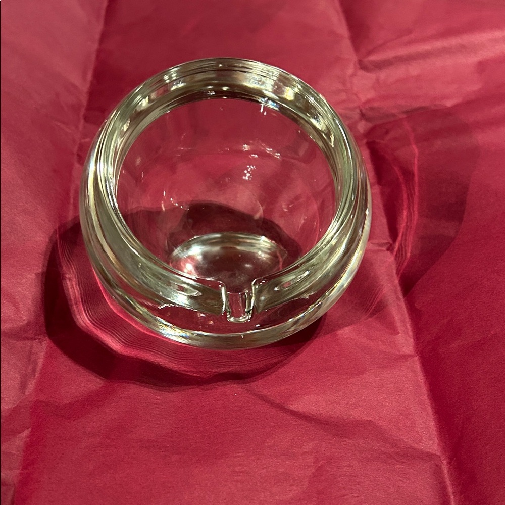 Mid-Mod ashtray - Picture 1 of 5